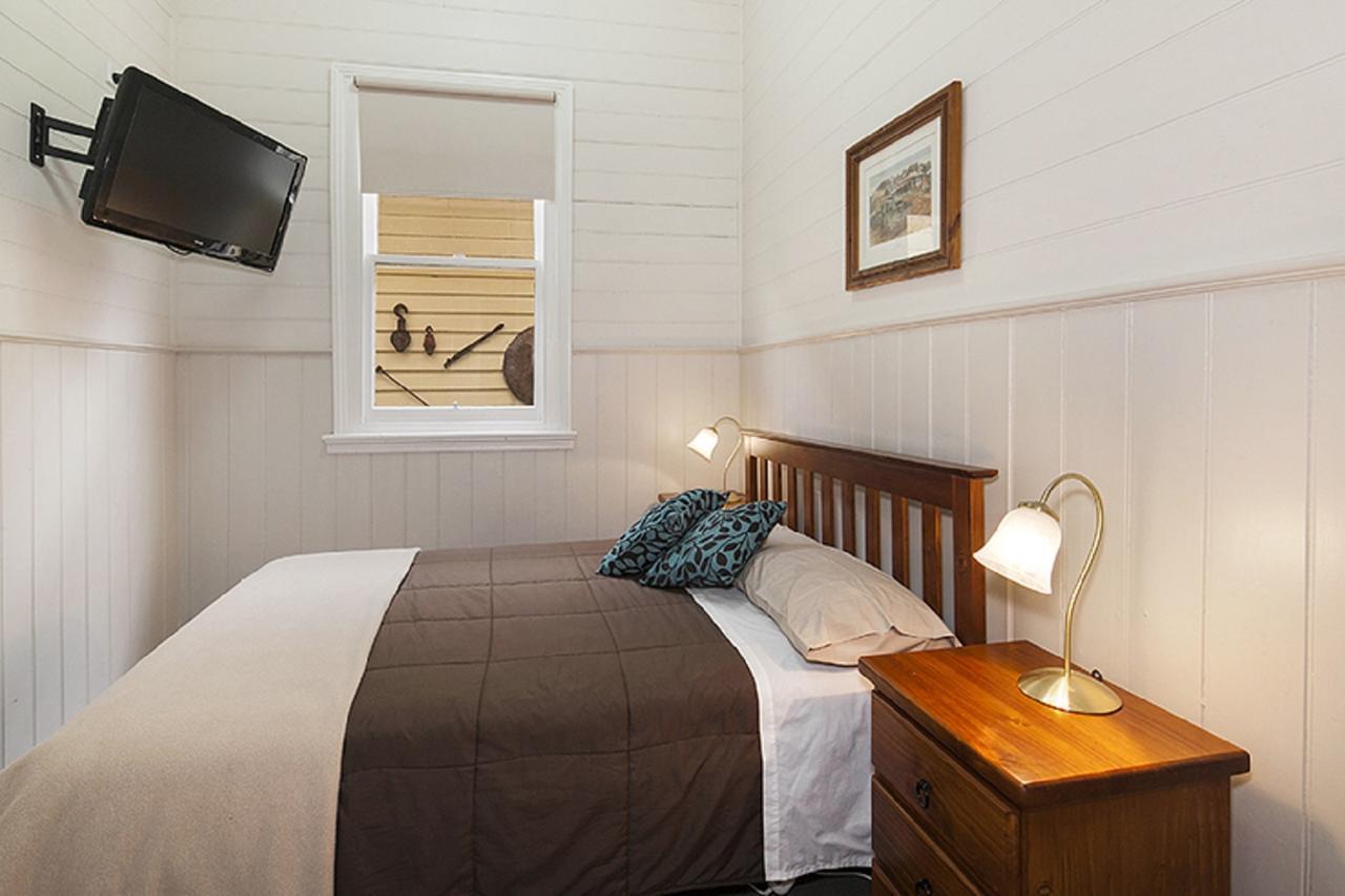 Royal Hotel Snake Valley Luaran gambar