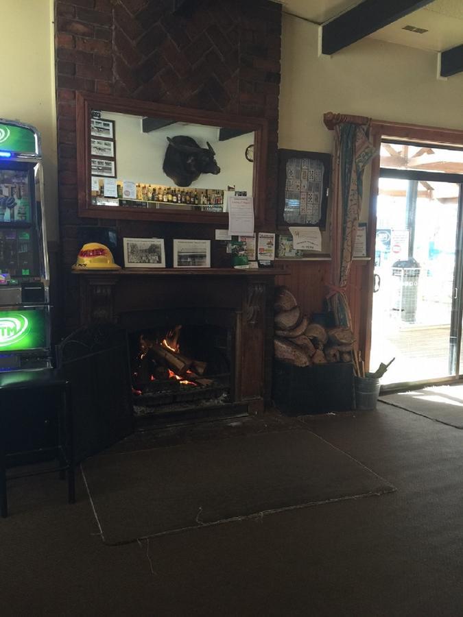 Royal Hotel Snake Valley Luaran gambar